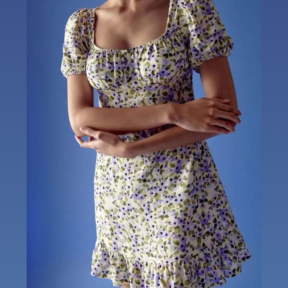 Zara Floral Print Lace Up Back Ruffle Hem Short Puff Sleeve Mini Dress